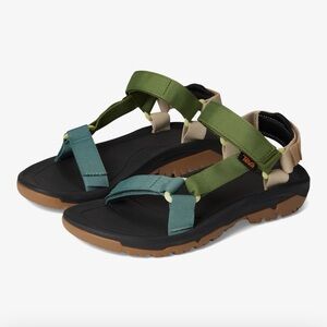 Teva Green and Tan Hurricane XLT2 Sandals - men size 9